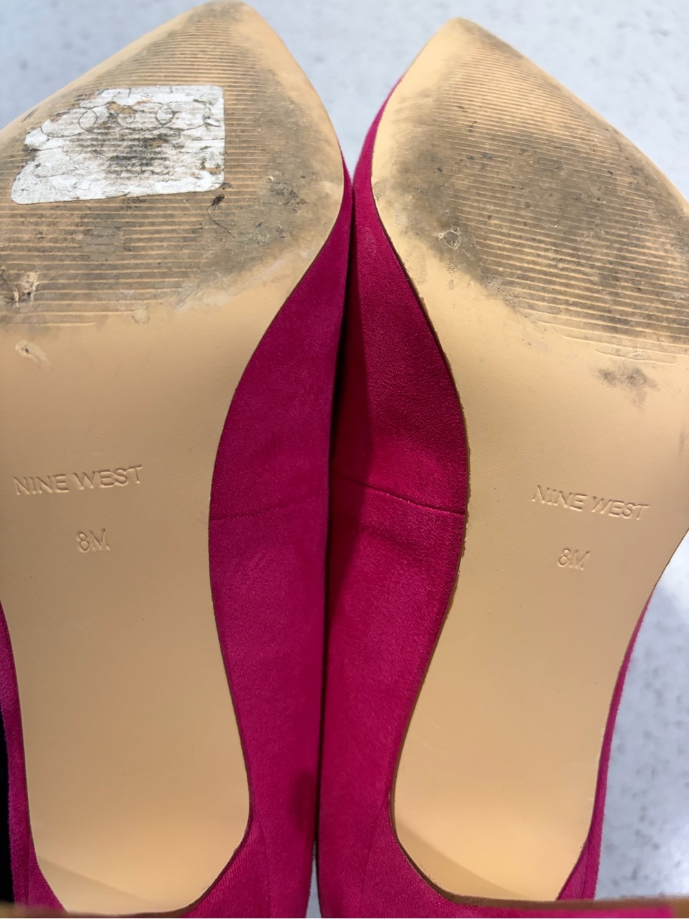 Nine West Hot Pink Suede Pointed Toe Pumps Heels Size 8M - Picture 4 of 5
